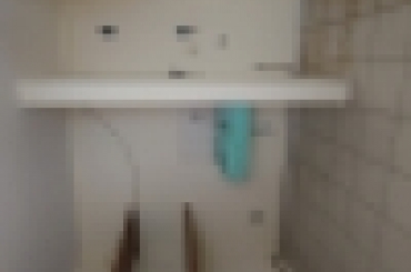 2597377989.jpg