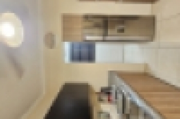2750182277.jpg