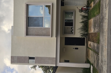 816994518.jpg