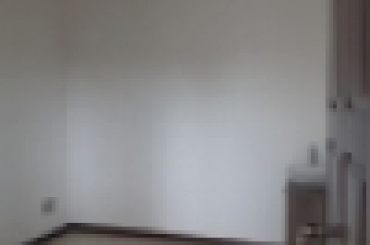 878610080.jpg
