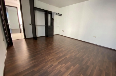 9089473844.jpg